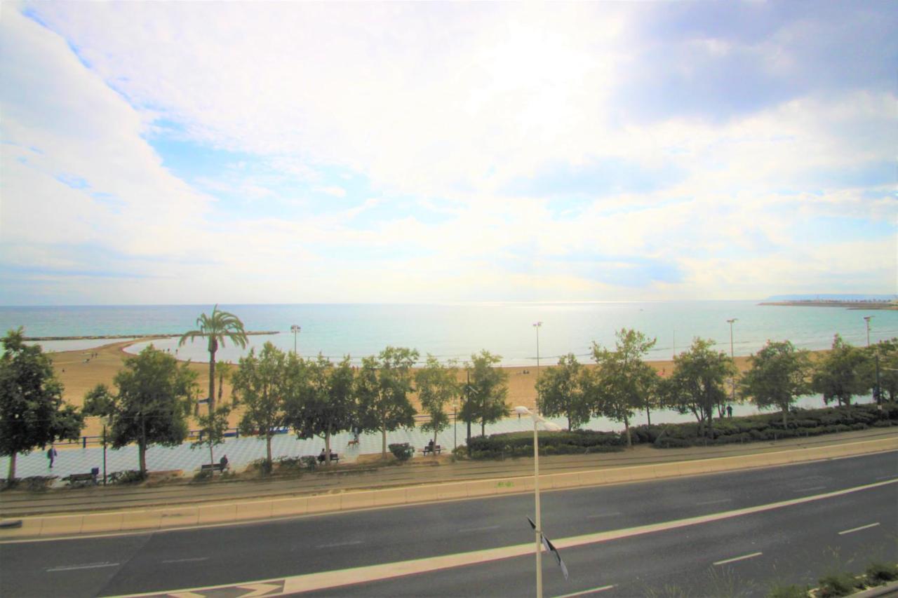Apartamento Casaturis Con Vistas A La Playa Del Postiguet A103 Alicante Exterior photo